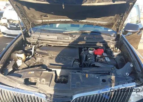 2016 Lincoln Mkt Ecoboost from USA, damaged, VIN 2LMHJ5AT4GBL01644